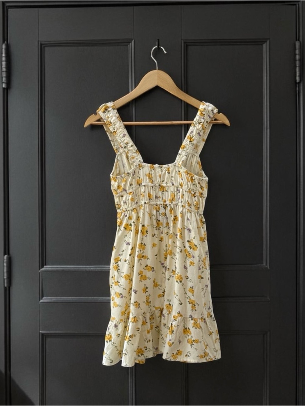 NWT Yellow Floral Sundress with Ruffle Hem by Sim & Sam! XS! NEW! - Picture 3 of 10